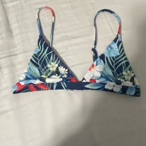 Vaya island bikini top